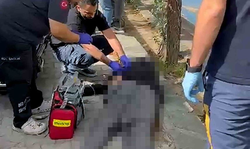 Kaldırımda düşen 85 yaşındaki adam başını taşa çarparak yaşamını yitirdi