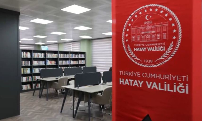 Yayladağı'na kültür yatırımı: bin 400 metrekarelik ilçe halk kütüphanesi açıldı