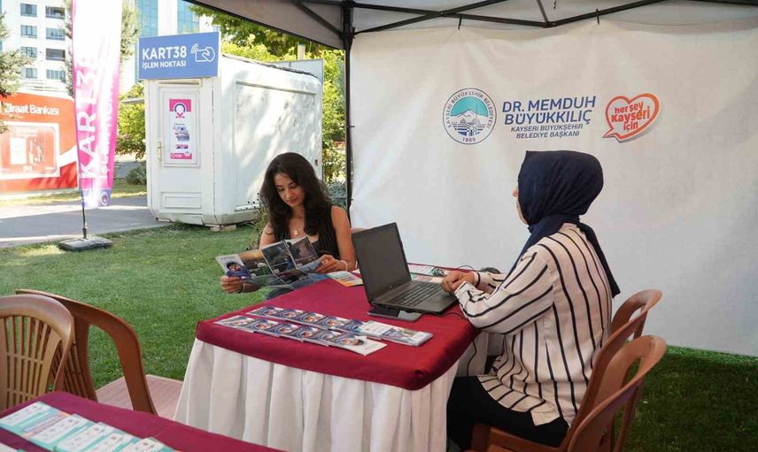 Kayseri’de öğrenciye hoş geldin: belediyeden rehberlik ve ücretsiz kurs imkânı