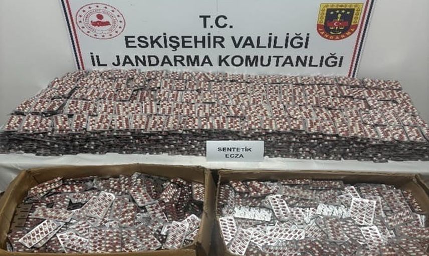 Uyuşturucu zincirine darbe: İstanbul kaynaklı 84 bin 227 reçeteye tabi hap ele geçirildi