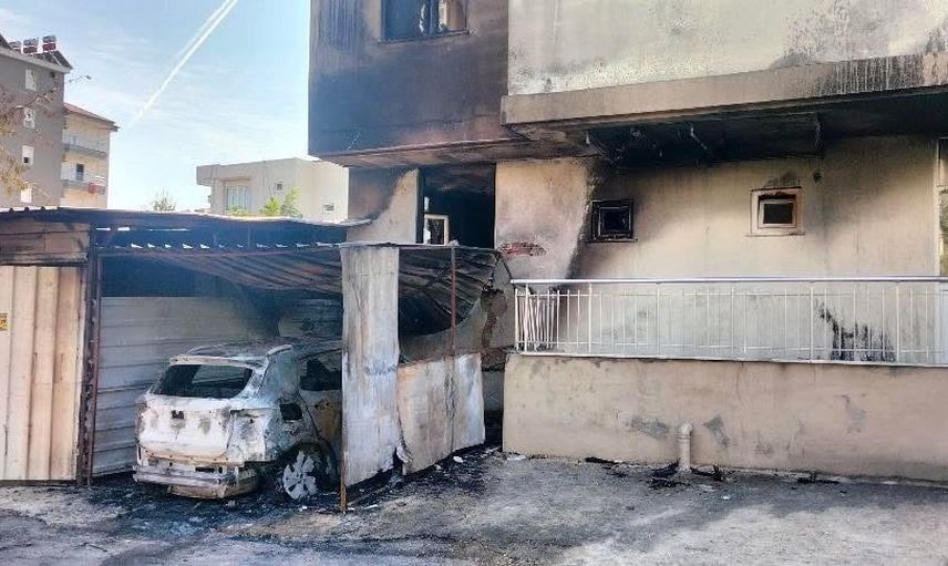 Çöp poşetiyle gizlenip garajı ve otomobili yakan zanlı tutuklandı