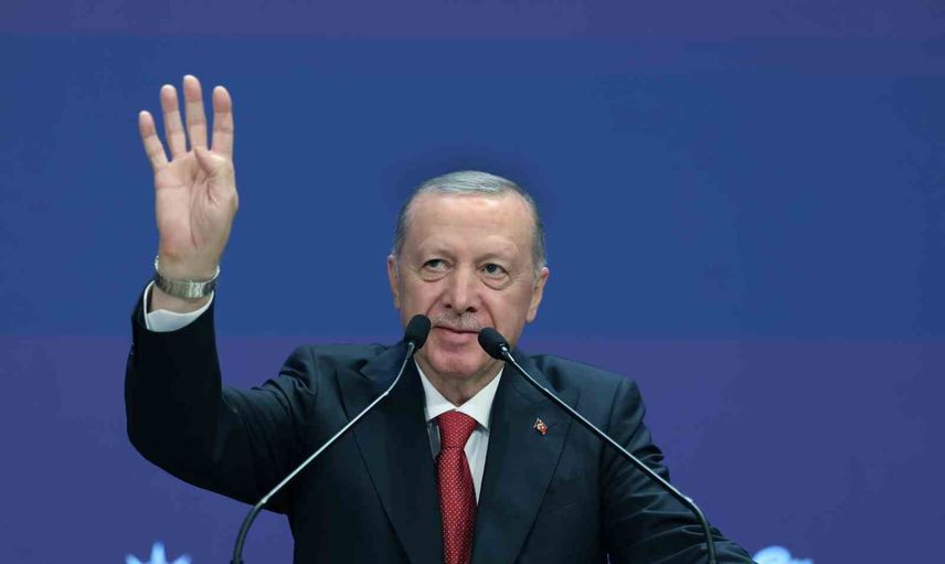 Kadınların mücadelesiyle örülen duvarlar yıkıldı, AK Parti yeniden güçlendi