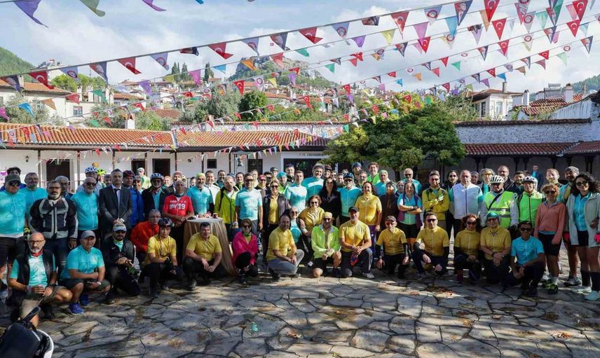 Gökova'da 20. yıl rotası: beş gün mavi ve yeşilin arasında pedal