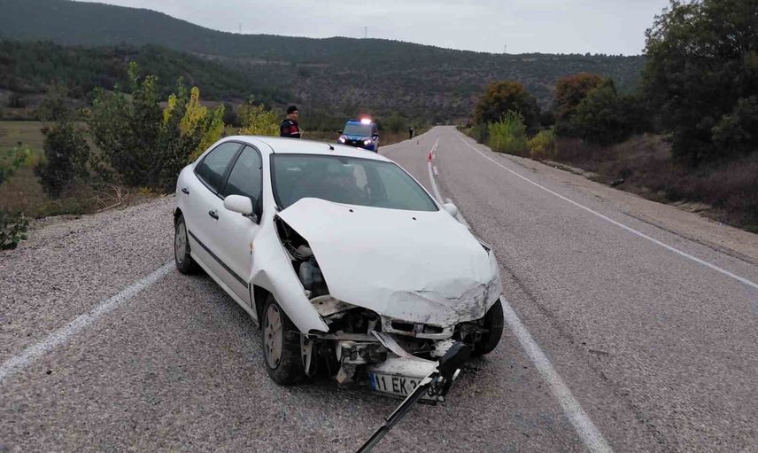 Gölpazarı-Yenipazar yolunda ıslak zeminde kaza: sürücü tedavi altında