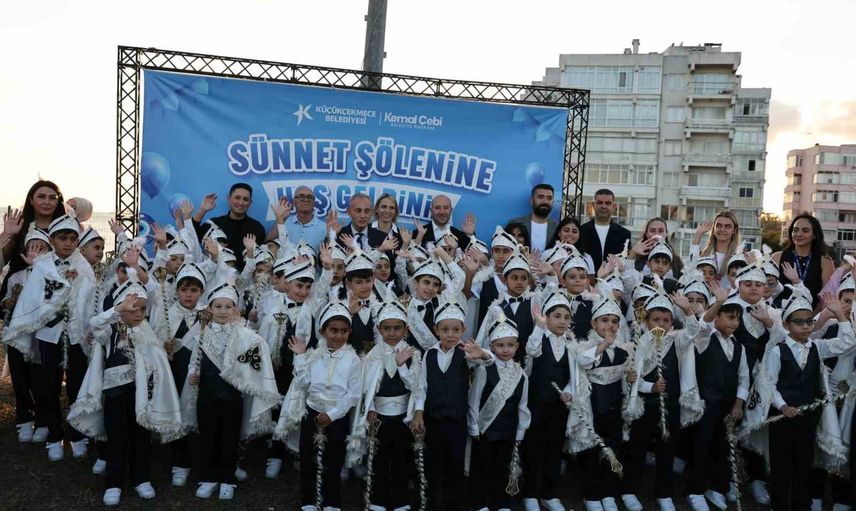 Küçükçekmece'de 151 çocuğun konvoy ve etkinliklerle geçen sünnet şöleni