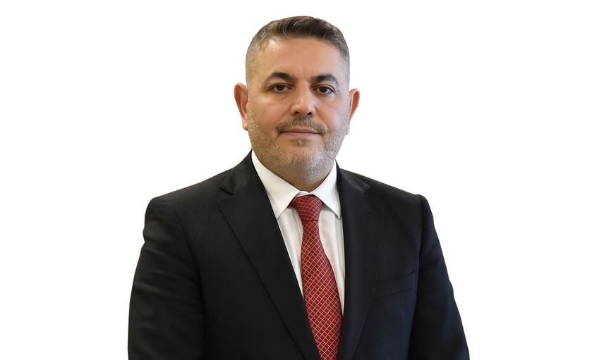 Beyaz pusula tercihiyle güven ve birlik mesajı veren Sadıkoğlu