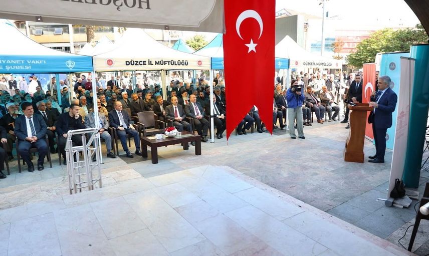Düzce'de cami hayatı ve din görevlilerinin emeği vurgulandı