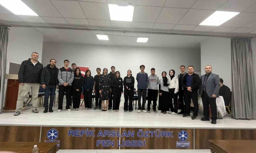 Bilecik'te çevre bilgi yarışmasında Osmaneli 75. Yıl Anadolu Lisesi zirveye çıktı