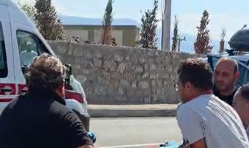Esenköy'de iki otomobil çarpıştı: dört kişi yaralandı