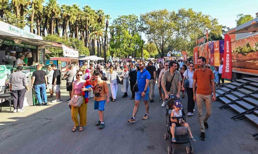 İzmir fuarı gıda alanı dumansız düzen ve hijyenle ilgi çekiyor