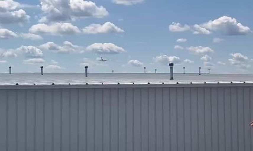 Pilot ön iniş takımı arızası yaşayan jeti Akron-Canton havalimanına güvenle indirdi