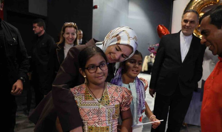 Singapur ile stratejik ortaklığı derinleştirme hedefi: aile ve ticarette yeni adımlar