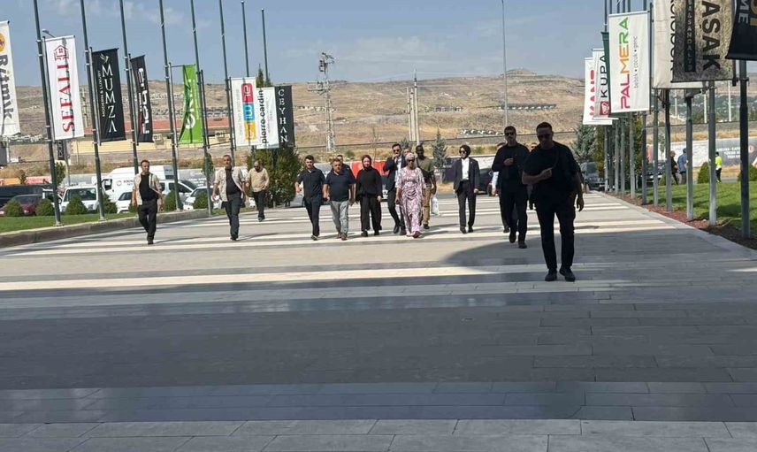 Kayseri'de uluslararası ilgi: Gambiya Cumhurbaşkanı Adama Barrow'un eşi Fatoumatta Bah-Barrow KUMSmall'ı ziyaret etti