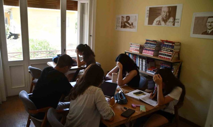 Söke'de İlber Ortaylı Kitabevi temmuz ayında 2 bin 156 öğrenci ağırladı