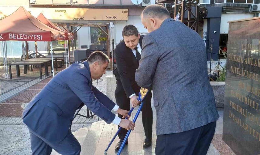Devrek'te muhtarlar günü anma töreni ve yerel taleplerin öne çıktığı kutlama
