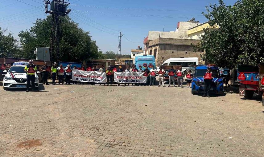 tarım yollarında güvenlik için eğitim ve reflektör seferberliği