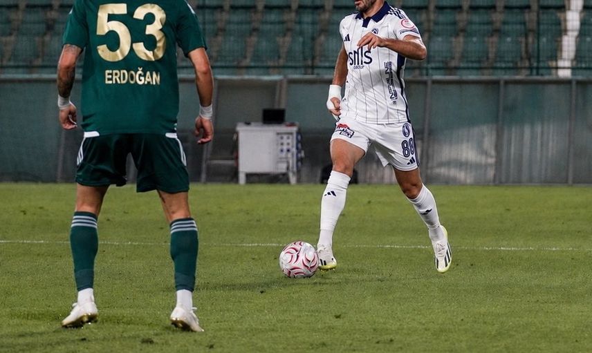 Son nefeste gelen kafa golüyle Esenler Erokspor Sarıyer'le 1-1 berabere