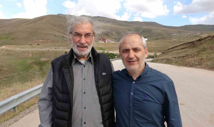 Erzurum’da yer çekimini sorgulatan yol: motor kapalıyken bile araçlar yokuşa çıkıyor