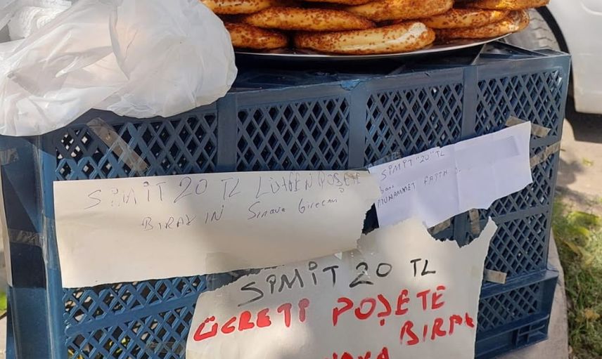 Sınav telaşıyla tezgaha not bırakıp KPSS'ye giden simitçinin hikâyesi