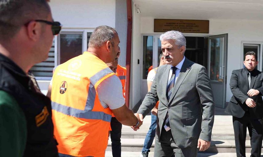 Vali Makas'tan Kaynaşlı'da yol güvenliğine yönelik saha incelemesi