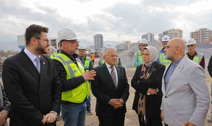 Büyükkılıç milletvekilleriyle Kartal Katlı Kavşağı projesini yerinde inceledi