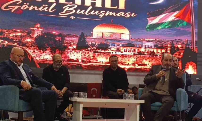 Gönüller şiirle ve semahla buluştu: Salihli'de yoğun katılımlı kültür gecesi