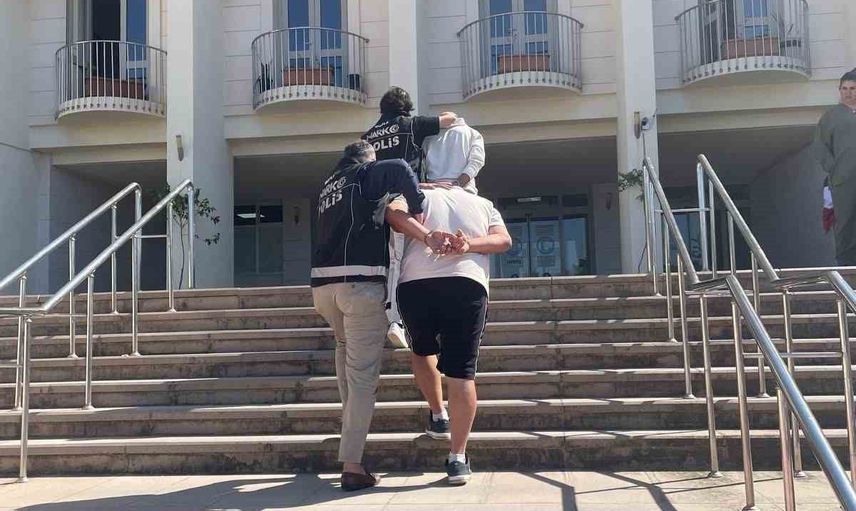 Bodrum'da satışa hazır paketlerle yakalanan iki şüpheli tutuklandı