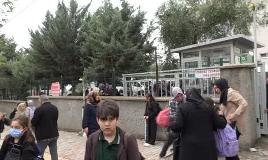 inşaattan yayılan koku sonrası 20 öğrenci tedbir amaçlı hastaneye kaldırıldı