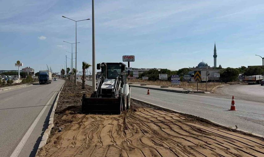 Bandırma girişine Balıkesir Büyükşehir Belediyesi'nden peyzaj yeniliği