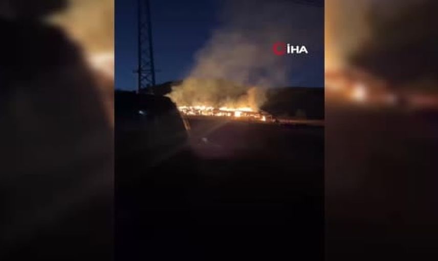 Eflani'de güngören mahallesi'nde samanlık alevlere teslim oldu