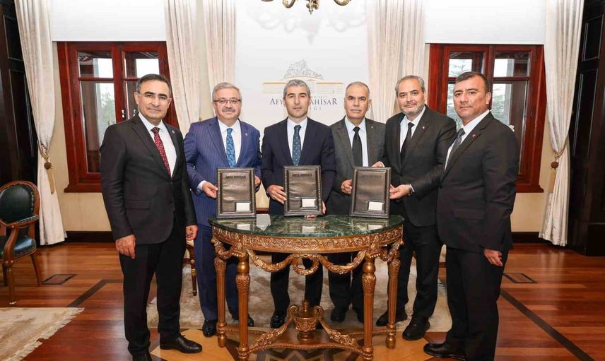 Afyonkarahisar’da 1.858 öğrenciye İŞKUR gençlik desteği başlıyor