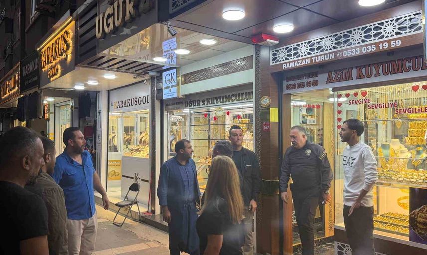 Kuyumcuda haraç iddiası sonrası destek ziyareti
