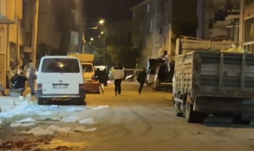 Darp edilen kişi tedaviyi reddedip evine yakın arsada baygın halde bulundu
