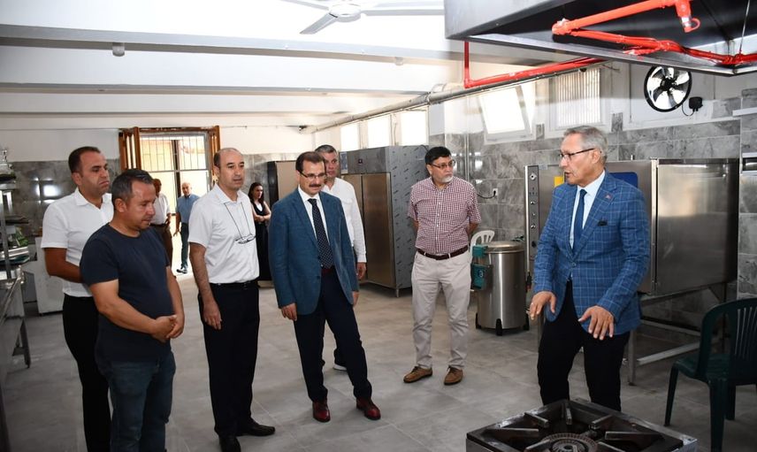 Salihli'de okulların yeni dönem hazırlıkları tamamlanıyor