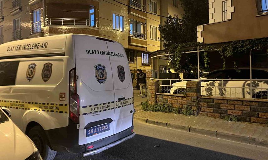 Küçükçekmece’de iş yeri önünde silahlı saldırı: bir kişi ağır yaralandı