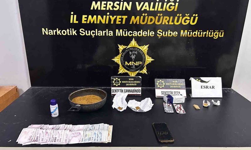 Mersin'de sokak satıcılarına yönelik operasyonda şüpheli cezaevine gönderildi