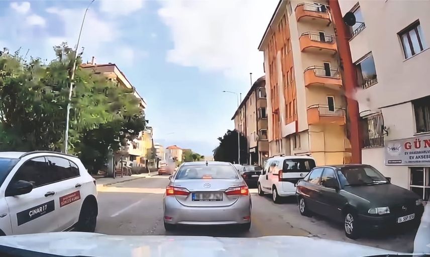 Görüntü ihbarı sonucu: Bolu'da araç kamerası çöp atan sürücüyü tespit etti