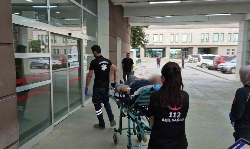 Adıyaman'da çok sayıda ilaç aldıktan sonra fenalaşan kişi hastaneye sevk edildi