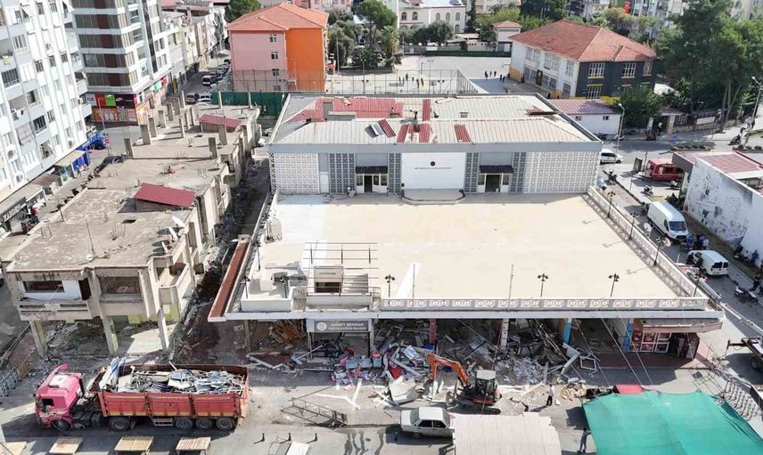 Ahmet Şensan kültür merkezi yıkımı için pazar ve trafik düzenlemesi