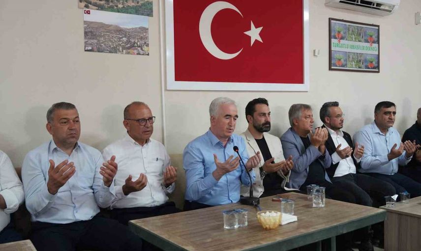 Sekiz yıllık kırgınlık taziyede barışa dönüştü