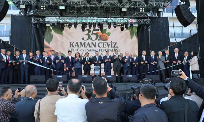 Kaman'da üretimin ve huzurun günü: 35. kültür, sanat ve ceviz festivali başladı