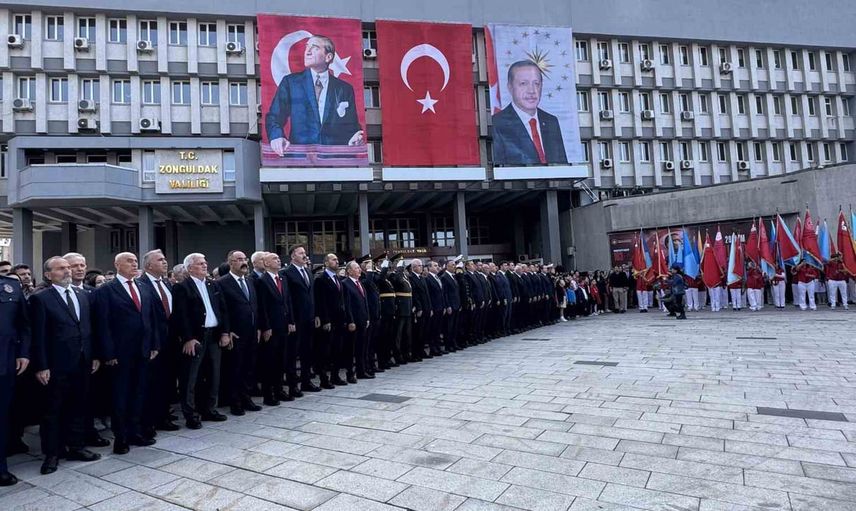 Zonguldak'ta cumhuriyetin 103. yılı gururla kutlandı
