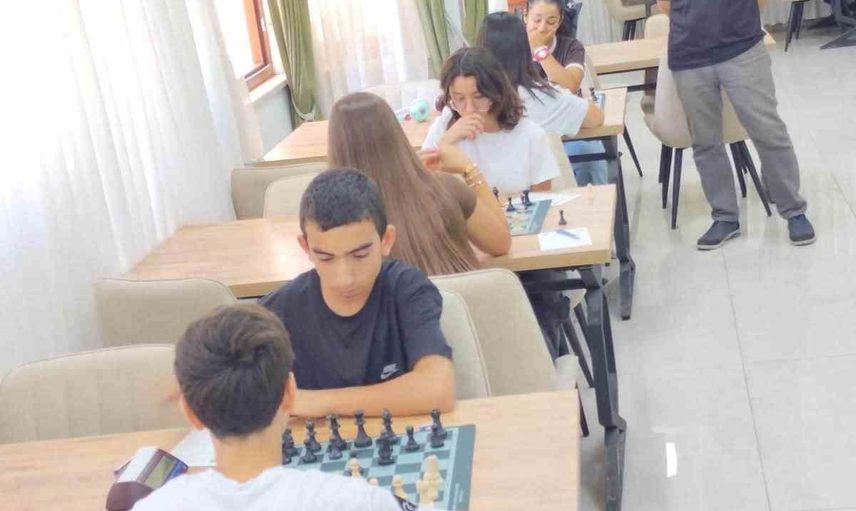 Muğla'da çocuklar satrançta il şampiyonluğu için ter döktü
