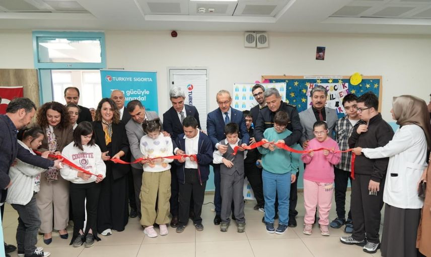 Özel eğitim sınıfı malatya'da otizmli öğrencilere göre teknolojiyle yenilendi