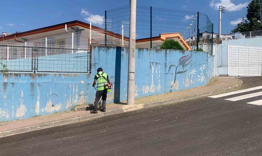 Çayırova'da çocukların oyun alanları eğitim yılına hazırlanıyor