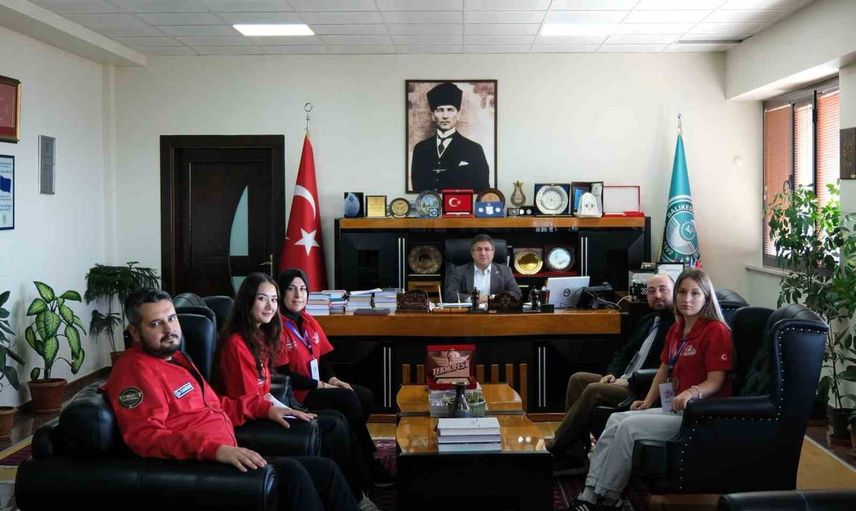 Rektörden Karnas projesine tebrik: mukarnasla yeniden yorumlanan ana sahne üçüncülük kazandı