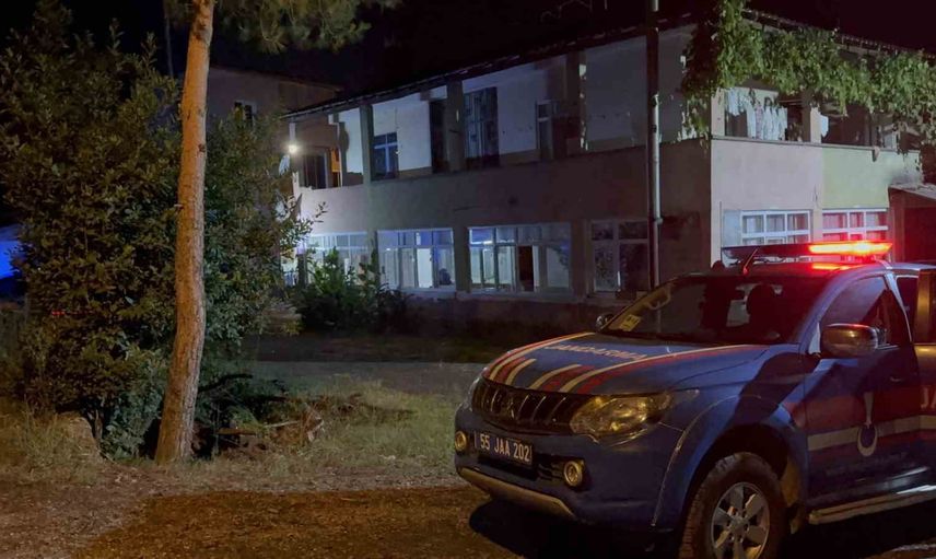 Ayva dalı kavgası can aldı: Tekkeköy'de amca hayatını kaybetti