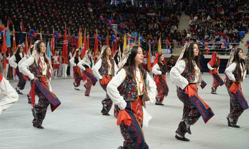 Niğde'de cumhuriyetin 103. yılı birlik ve coşkuyla kutlandı