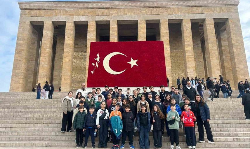 Minik kaşiflerin başkent keşfi: Anıtkabir'den TBMM salonlarına