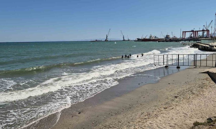Marmara'da poyraz Tekirdağ açıklarında deniz trafiğini aksattı